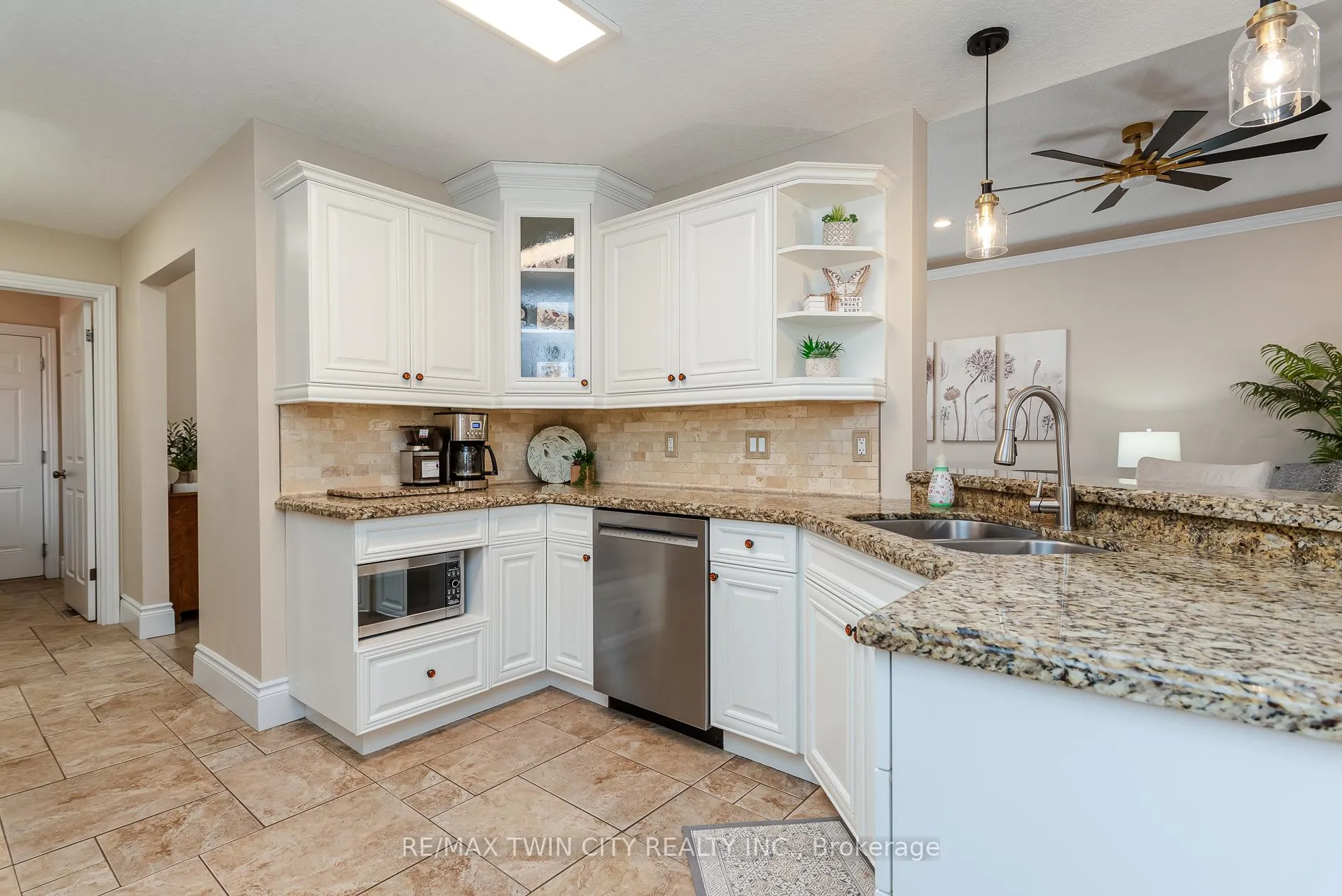 Photo 28 of 294 Fallowfield Drive, Kitchener — HOMEH