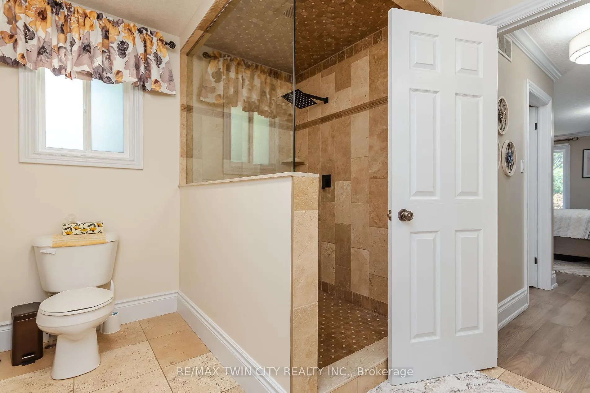 Photo 36 of 294 Fallowfield Drive, Kitchener — HOMEH