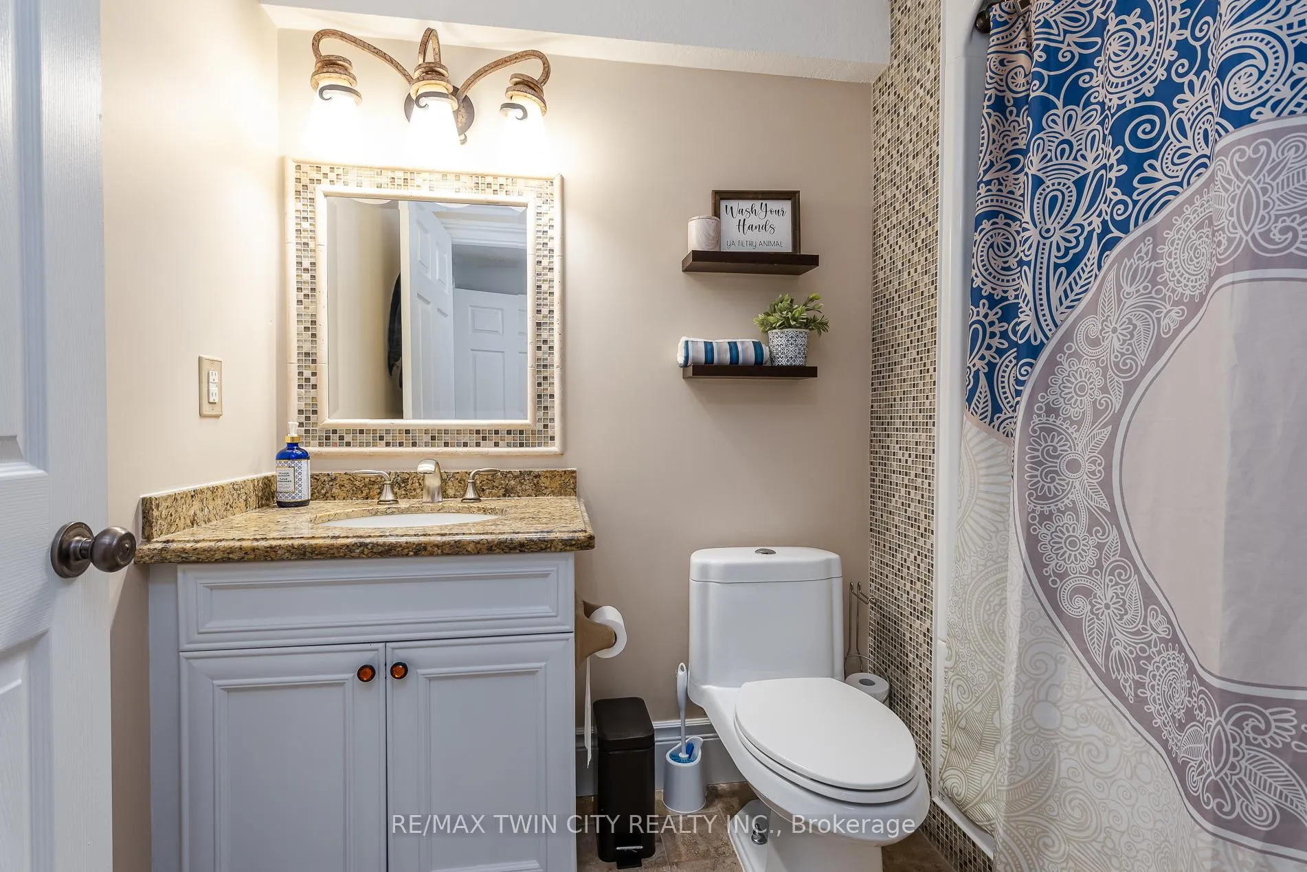 Photo 46 of 294 Fallowfield Drive, Kitchener — HOMEH