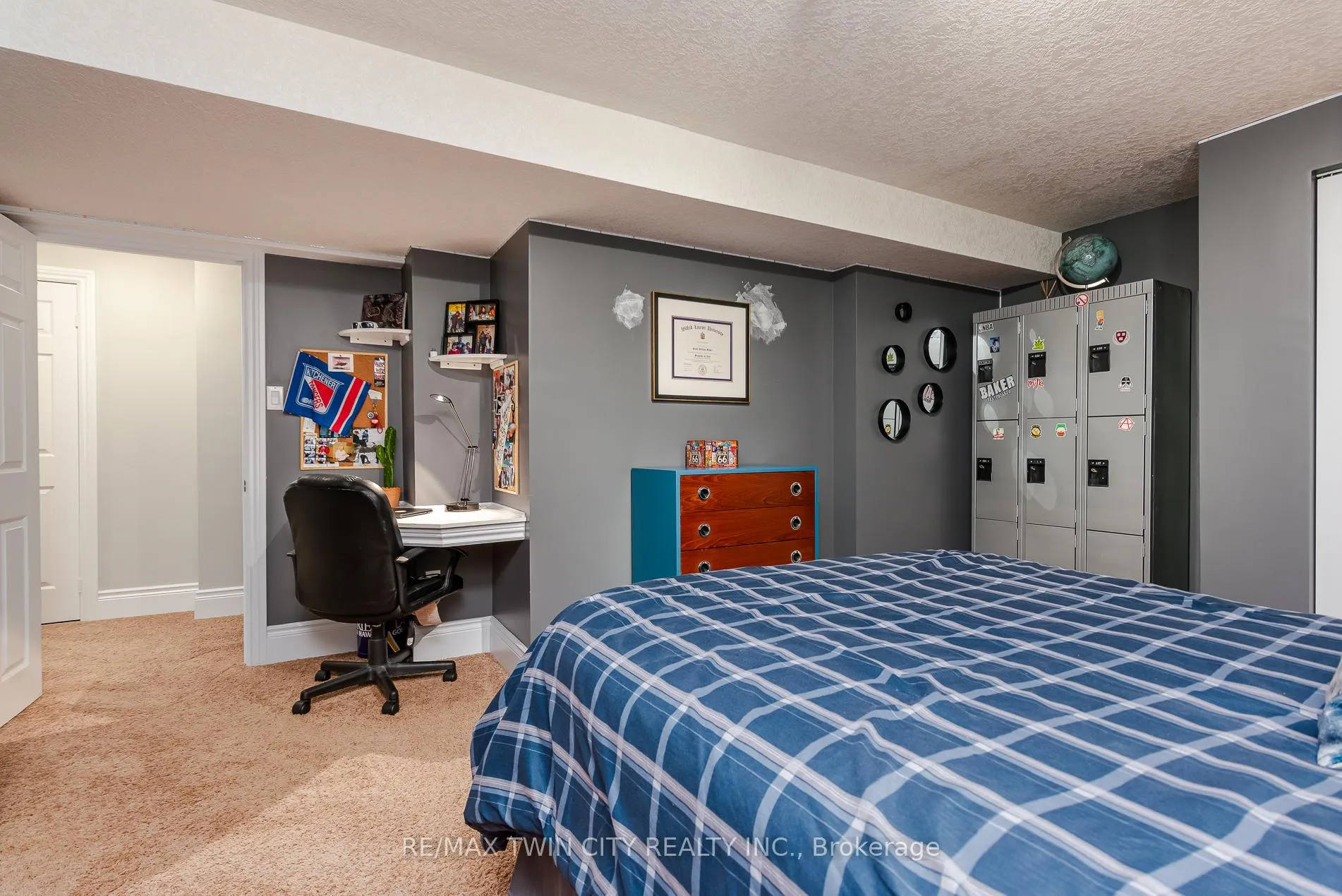 Photo 48 of 294 Fallowfield Drive, Kitchener — HOMEH