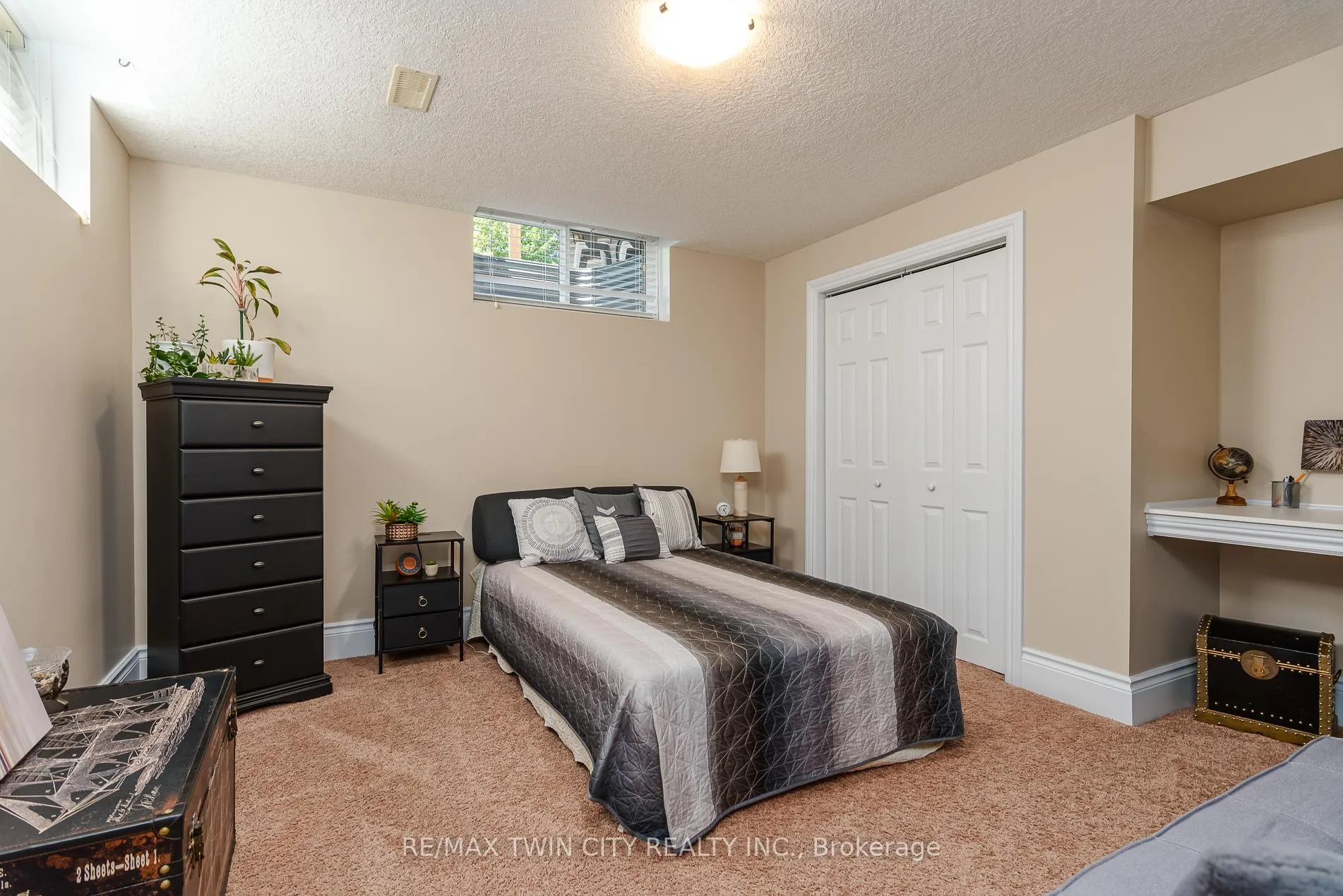 Photo 49 of 294 Fallowfield Drive, Kitchener — HOMEH