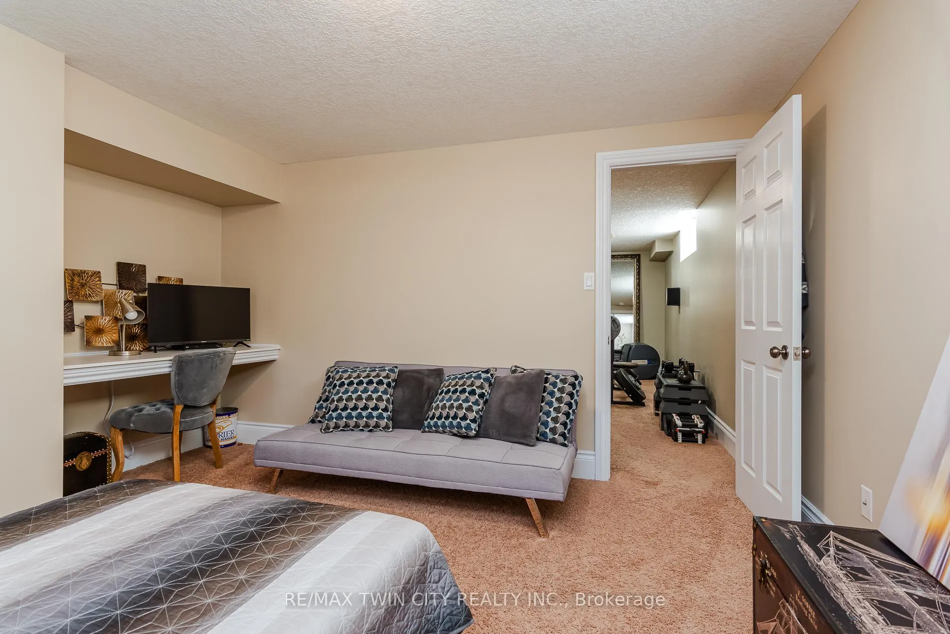 Photo 50 of 294 Fallowfield Drive, Kitchener — HOMEH