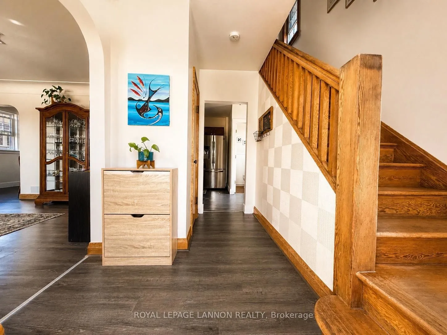 Photo 4 of 2101 Victoria Avenue E, Thunder Bay, Edgewater Park — HOMEH