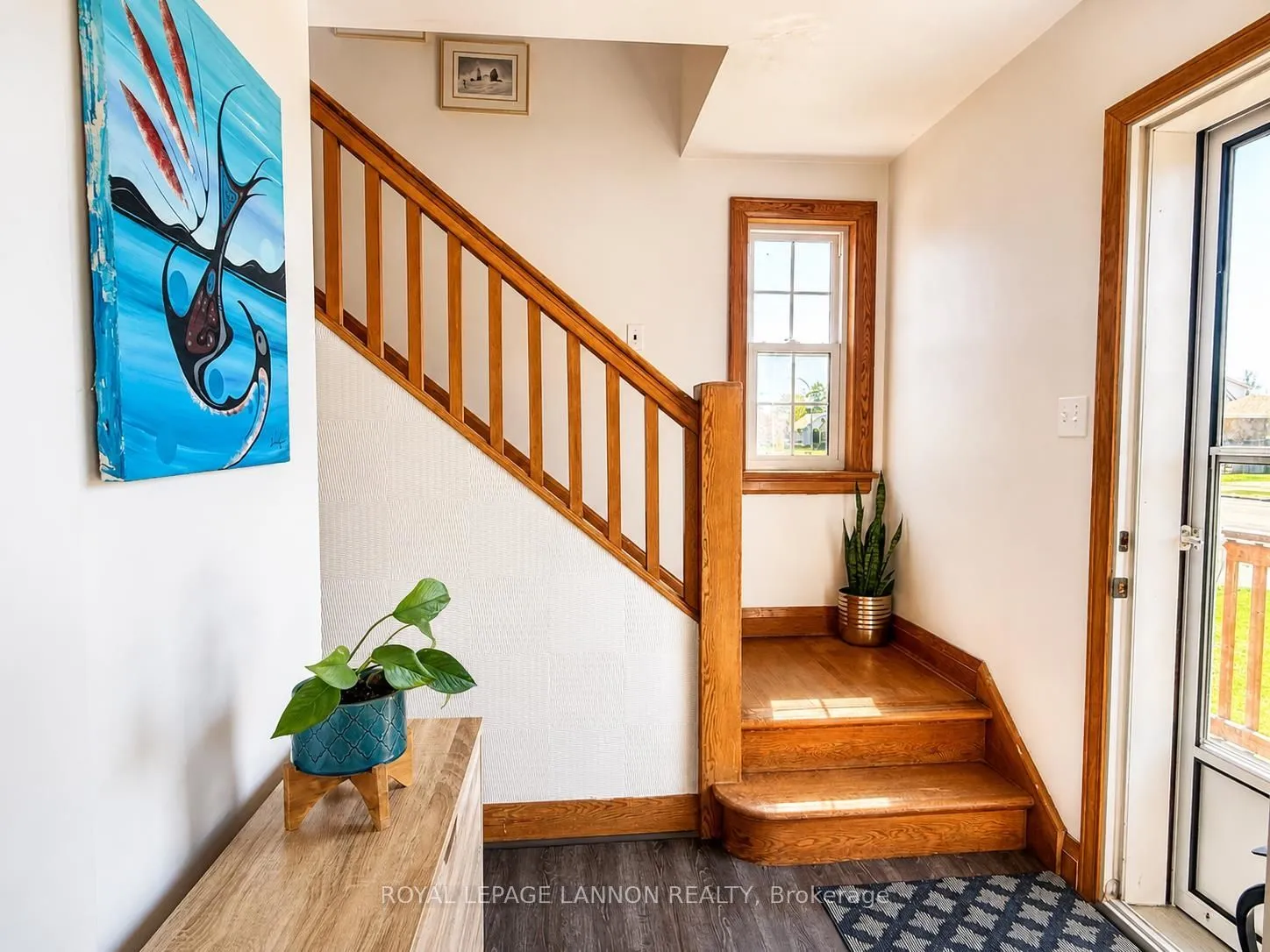 Photo 5 of 2101 Victoria Avenue E, Thunder Bay, Edgewater Park — HOMEH