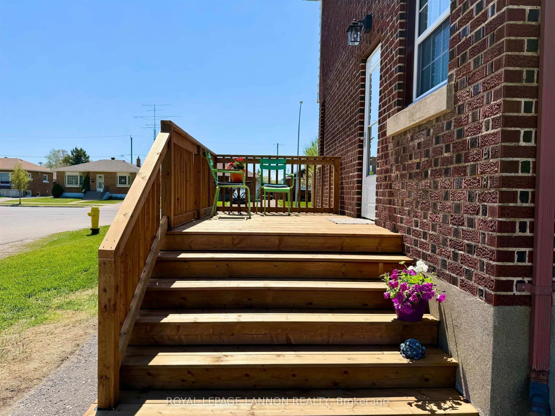 Photo 40 of 2101 Victoria Avenue E, Thunder Bay, Edgewater Park — HOMEH