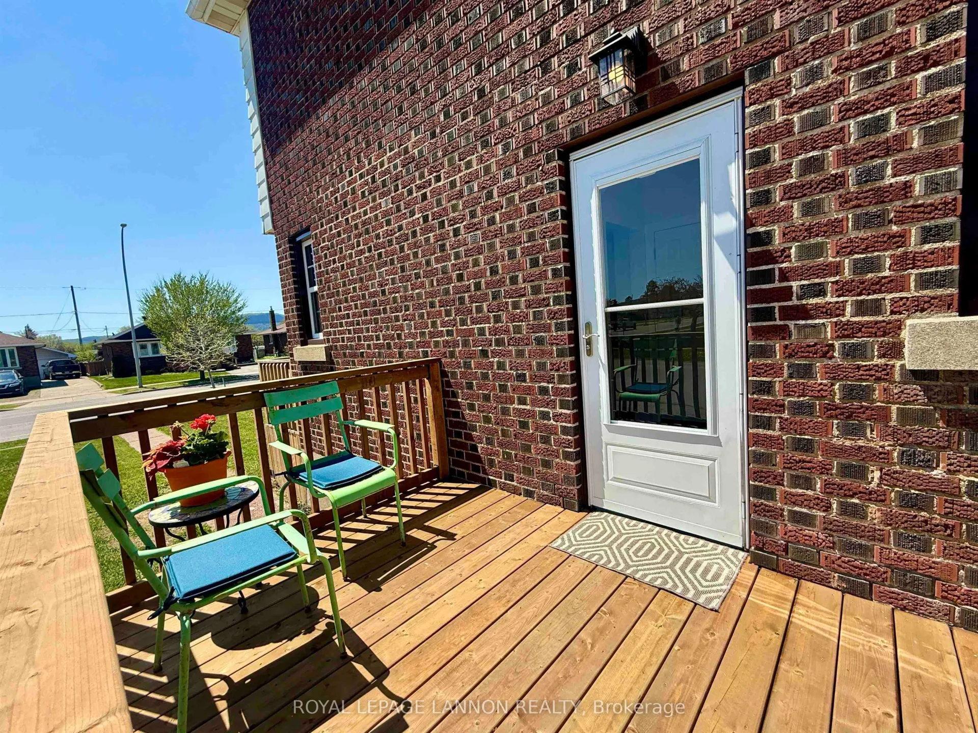 Photo 41 of 2101 Victoria Avenue E, Thunder Bay, Edgewater Park — HOMEH