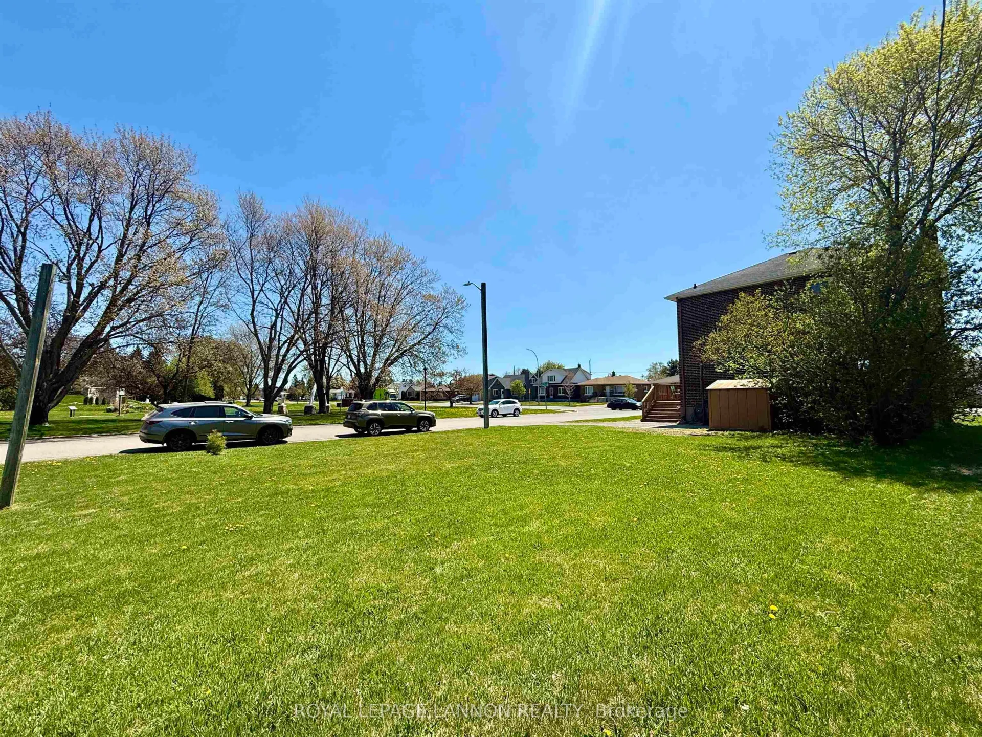 Photo 45 of 2101 Victoria Avenue E, Thunder Bay, Edgewater Park — HOMEH