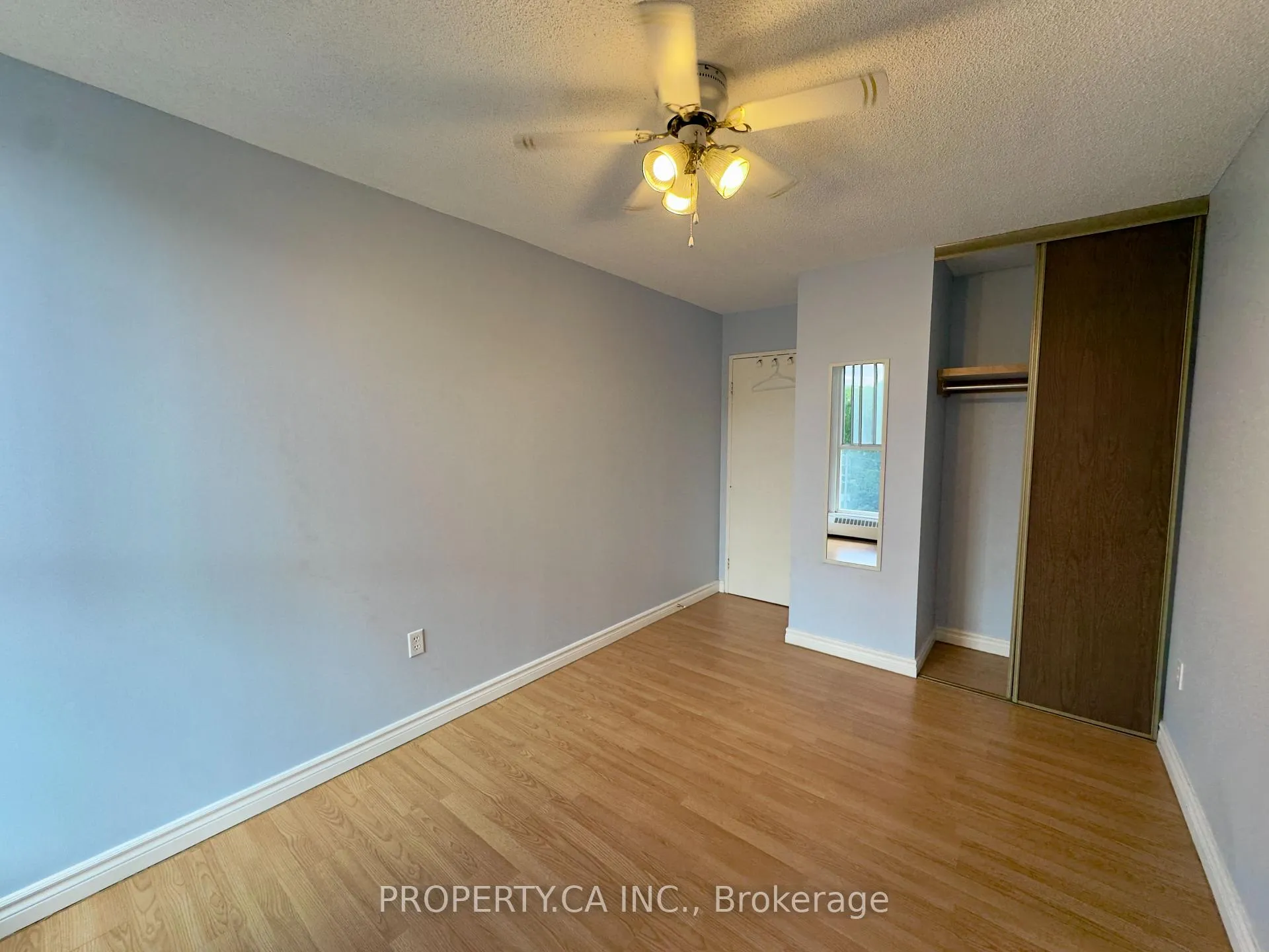 Photo 21 of Unit 907, 1964 Main Street W, Hamilton, Ainslie Wood — HOMEH