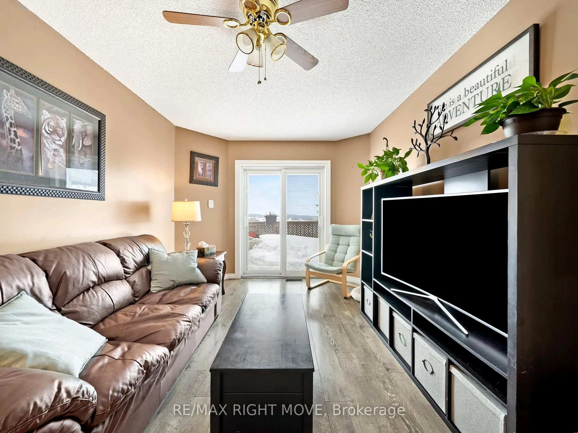 Photo 16 of 42 Sundew Drive, Barrie, Holly — HOMEH