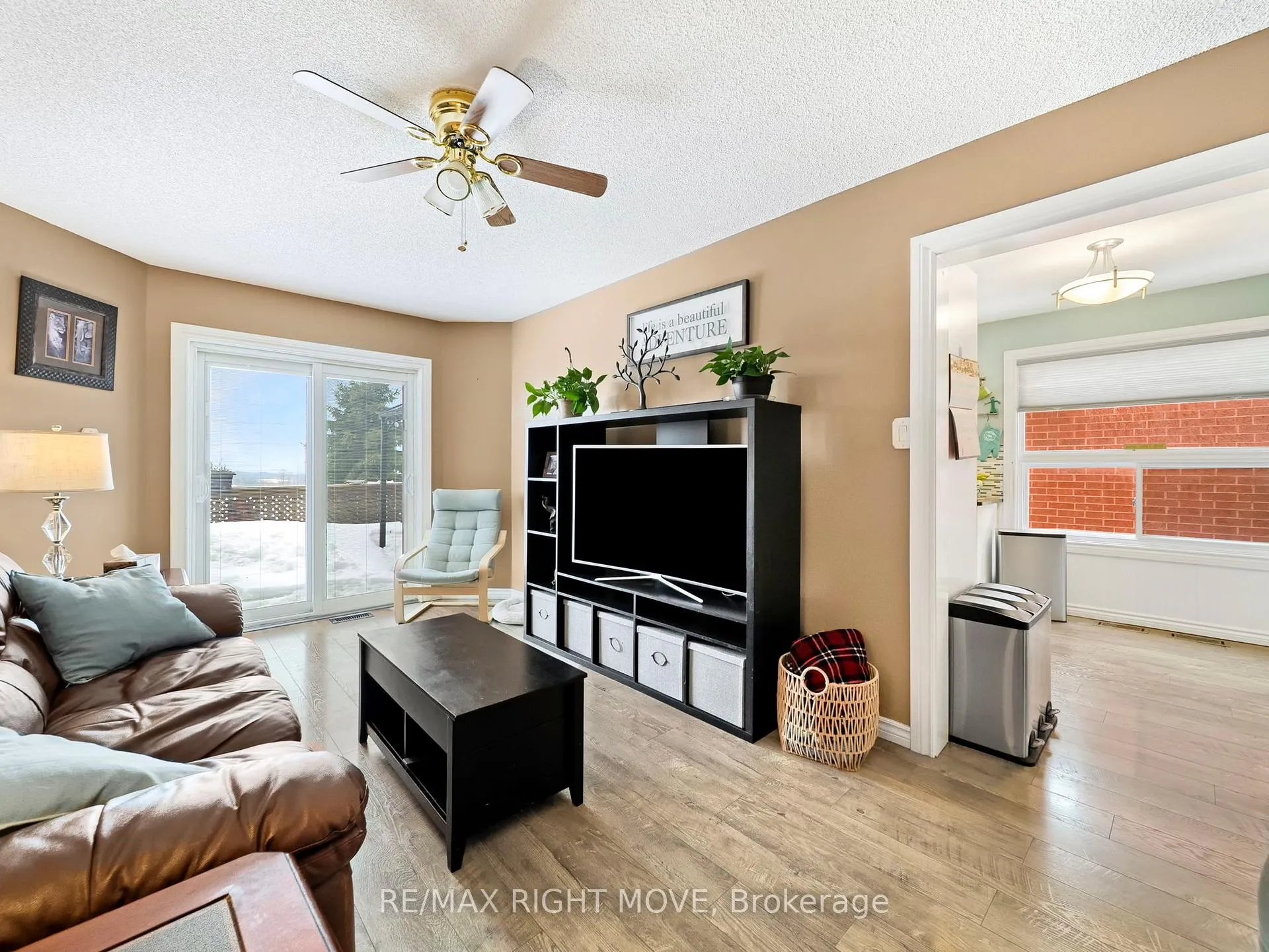 Photo 17 of 42 Sundew Drive, Barrie, Holly — HOMEH