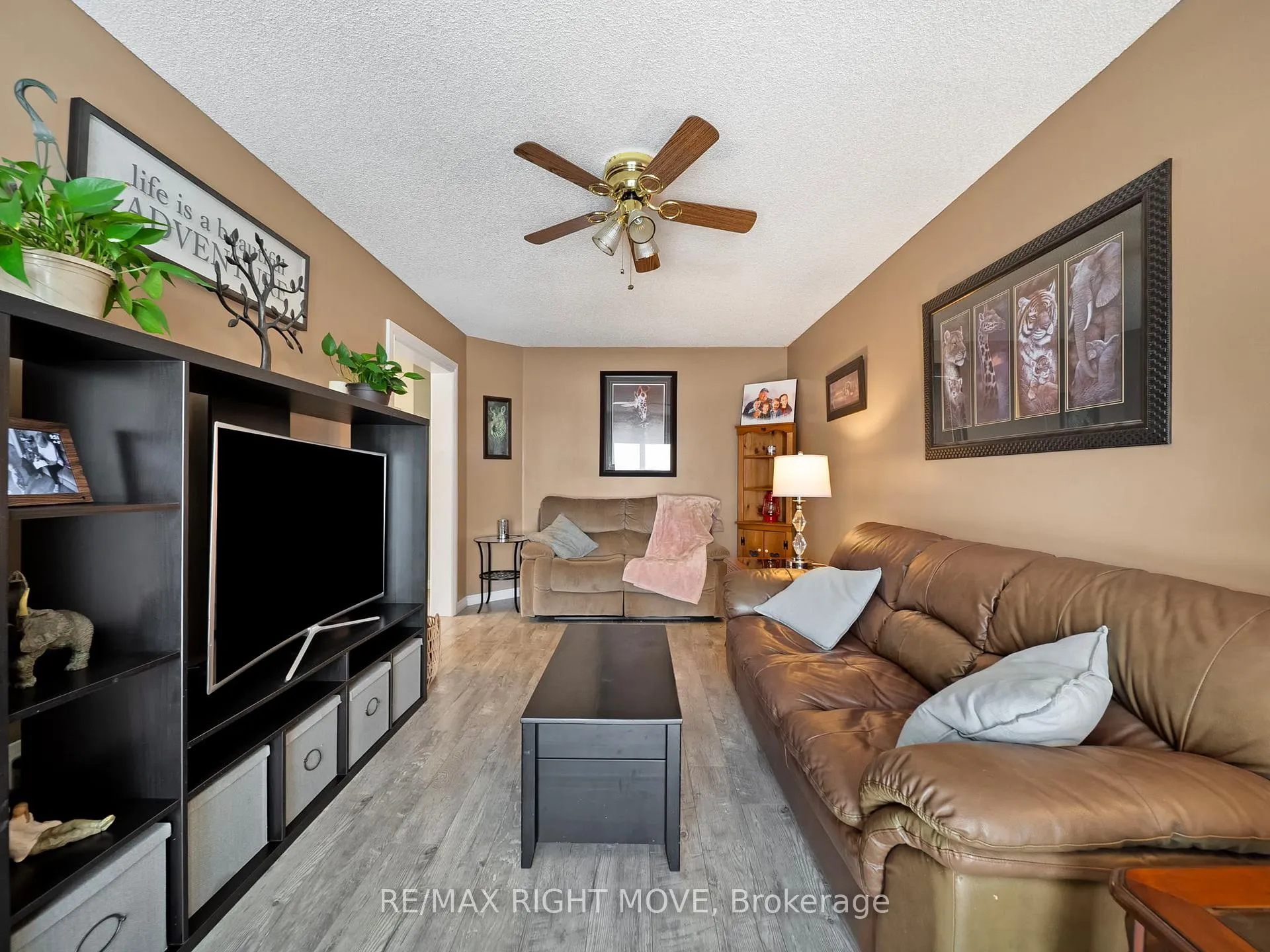 Photo 18 of 42 Sundew Drive, Barrie, Holly — HOMEH
