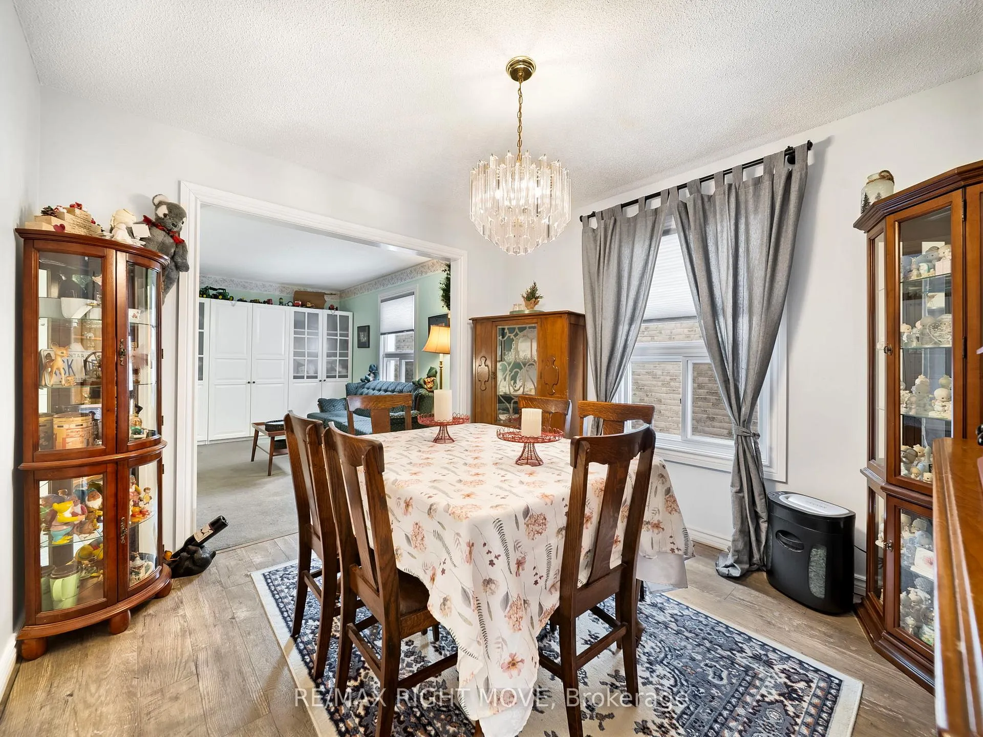 Photo 19 of 42 Sundew Drive, Barrie, Holly — HOMEH