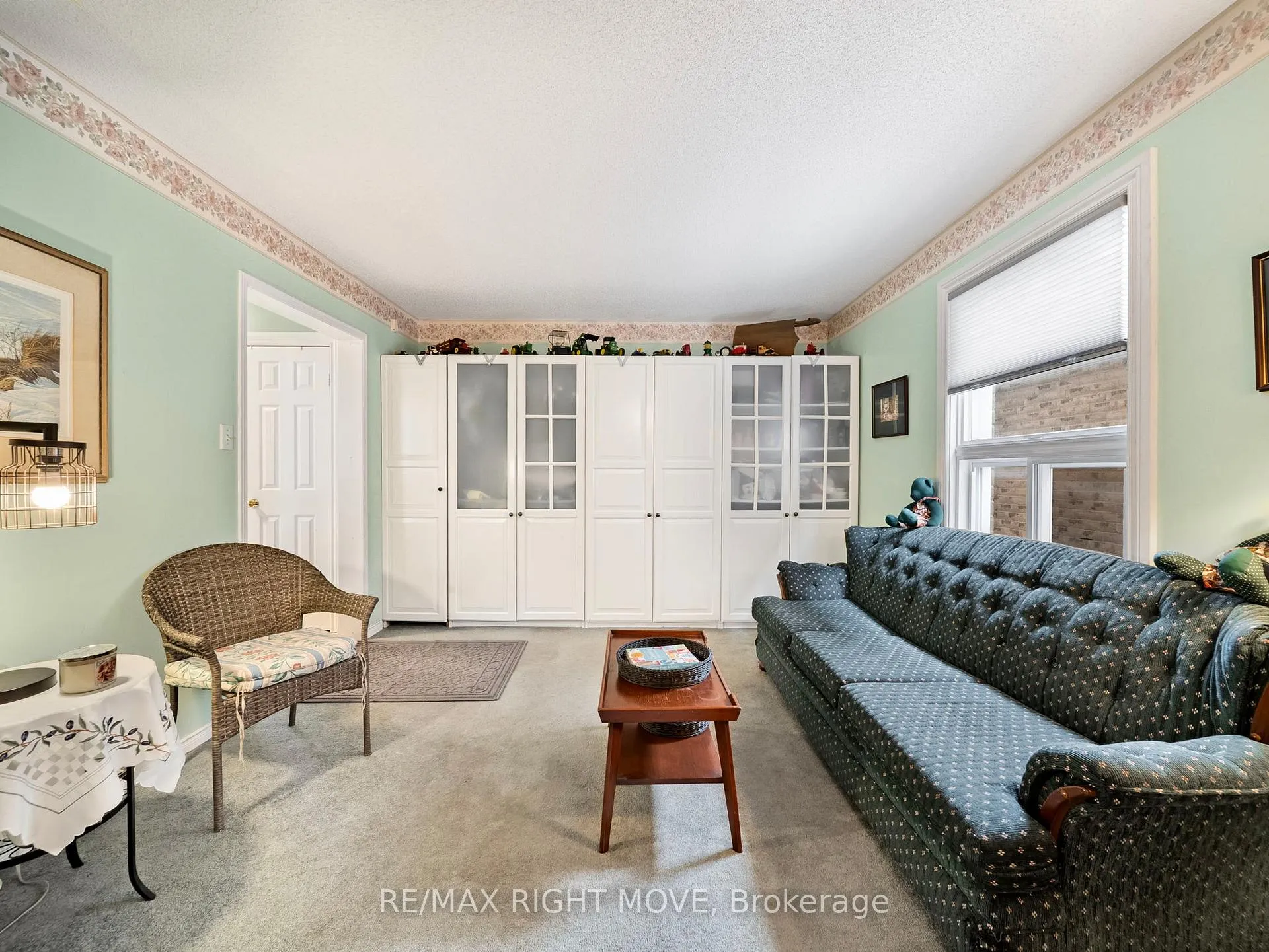 Photo 21 of 42 Sundew Drive, Barrie, Holly — HOMEH