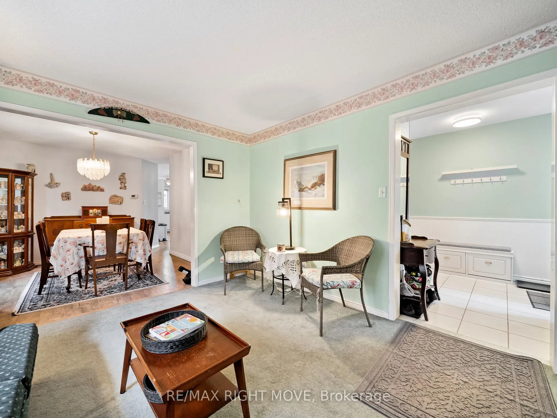 Photo 22 of 42 Sundew Drive, Barrie, Holly — HOMEH