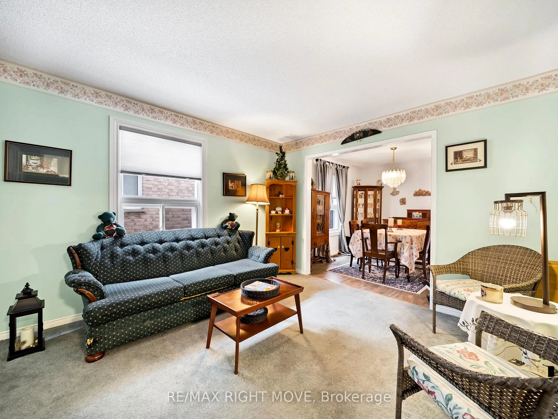 Photo 23 of 42 Sundew Drive, Barrie, Holly — HOMEH