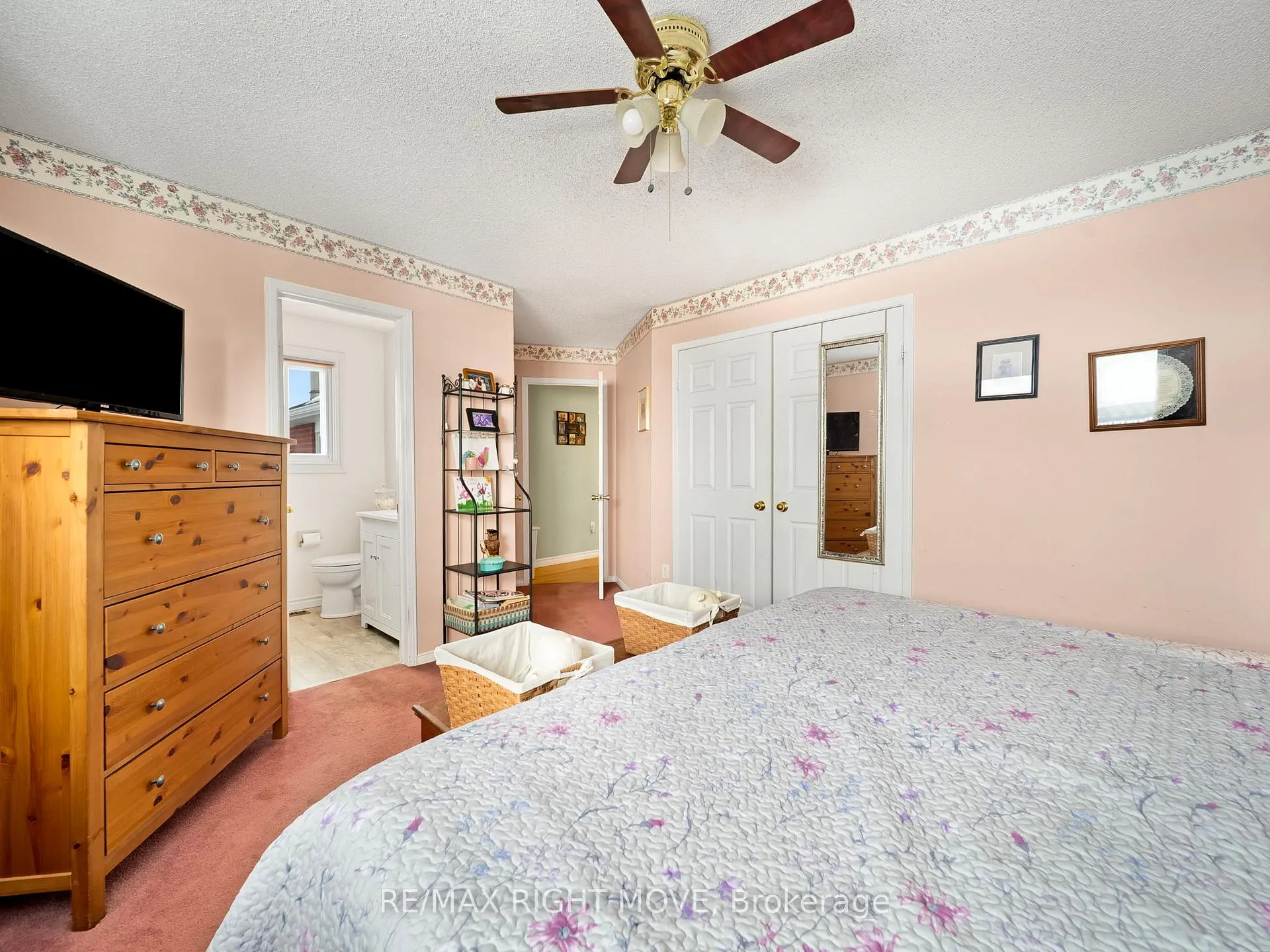 Photo 32 of 42 Sundew Drive, Barrie, Holly — HOMEH