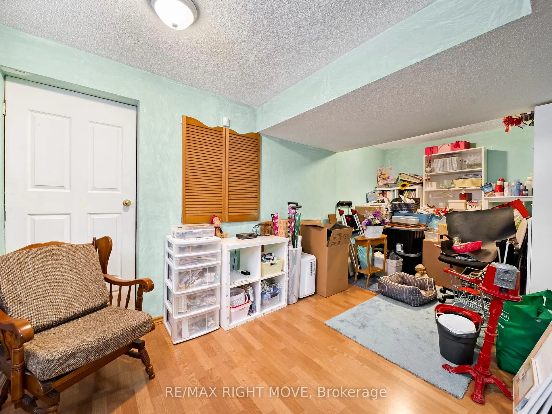 Photo 37 of 42 Sundew Drive, Barrie, Holly — HOMEH