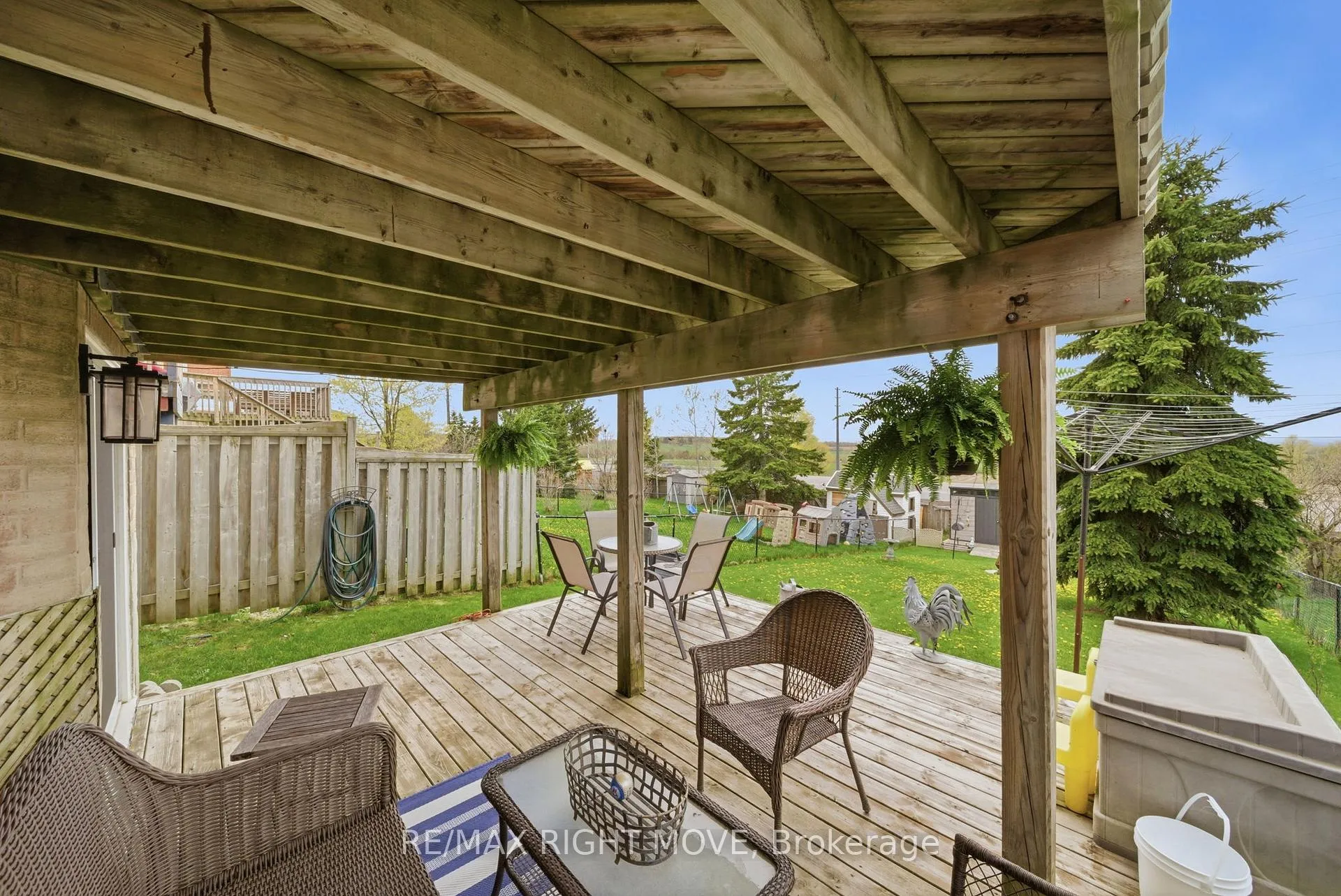 Photo 43 of 42 Sundew Drive, Barrie, Holly — HOMEH