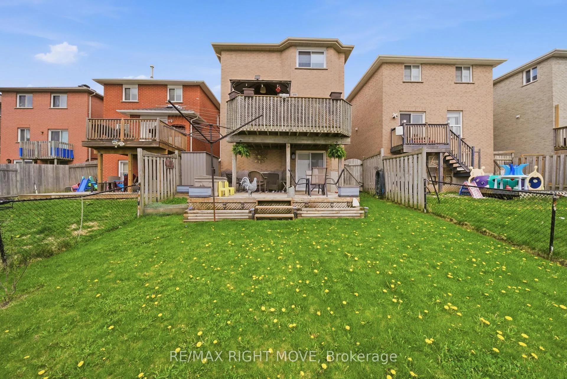Photo 44 of 42 Sundew Drive, Barrie, Holly — HOMEH