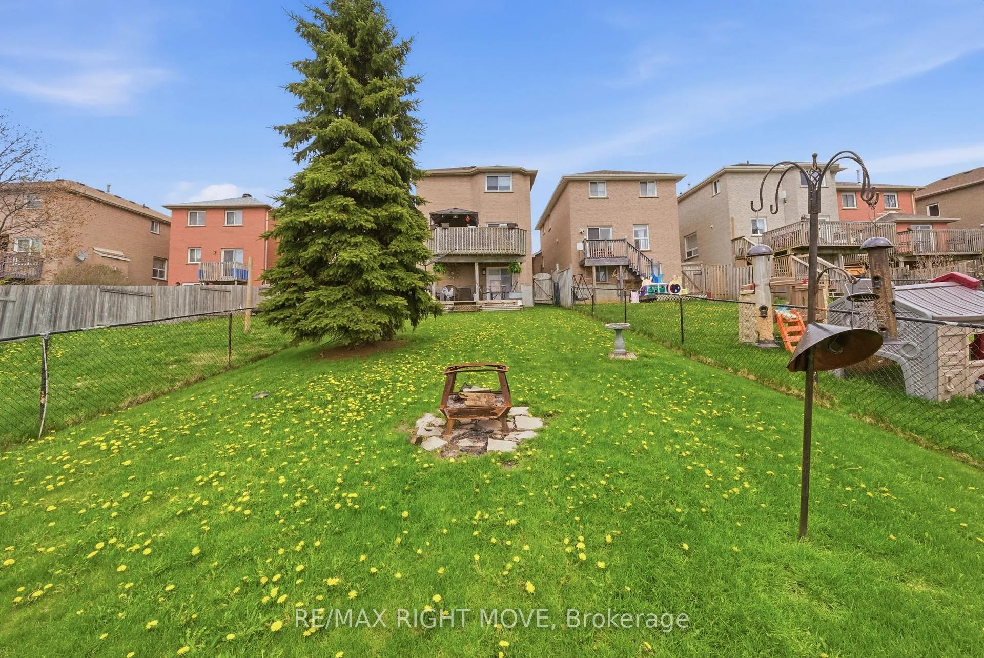 Photo 45 of 42 Sundew Drive, Barrie, Holly — HOMEH
