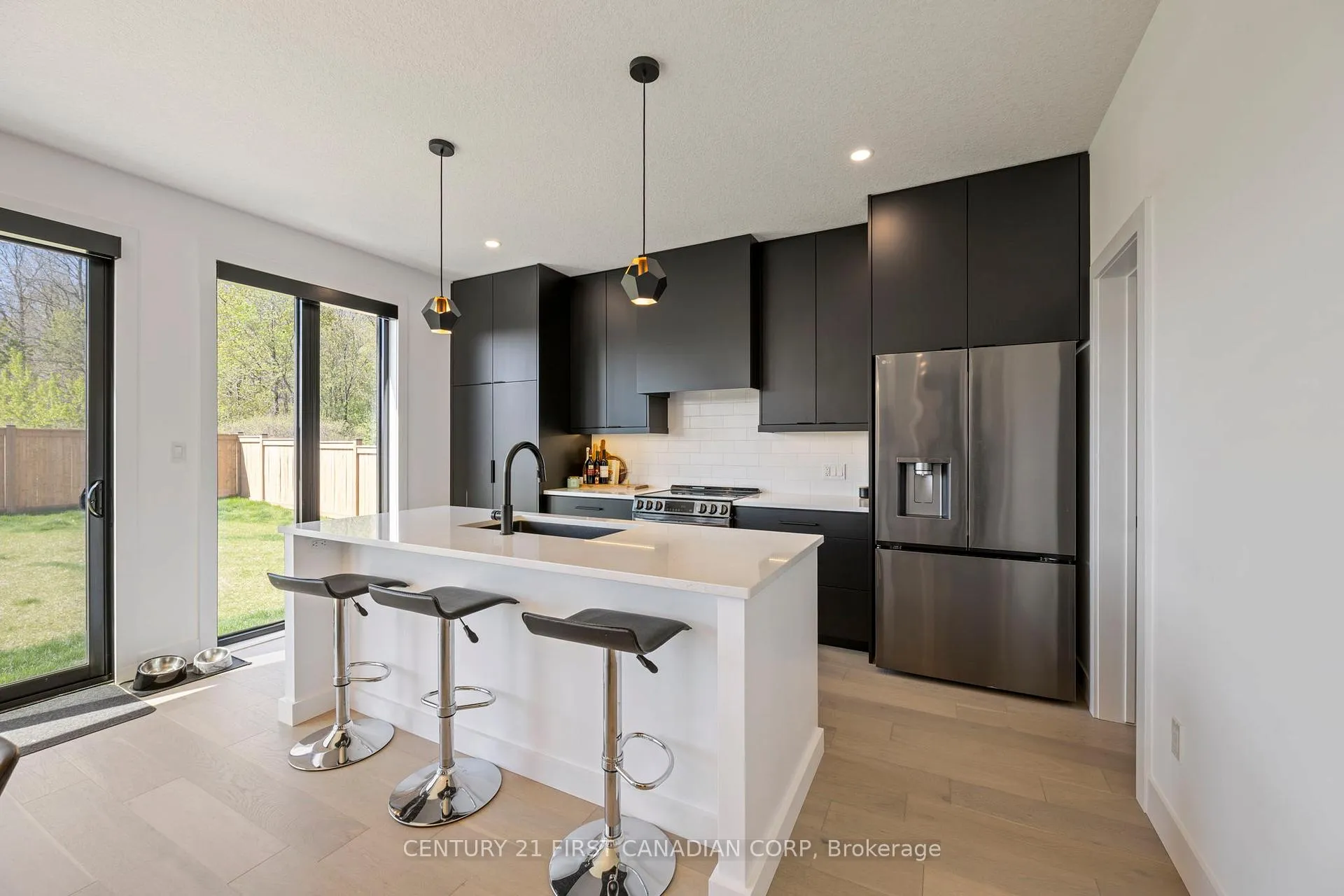 Photo 11 of 5 Hartland Circle, St. Thomas — HOMEH
