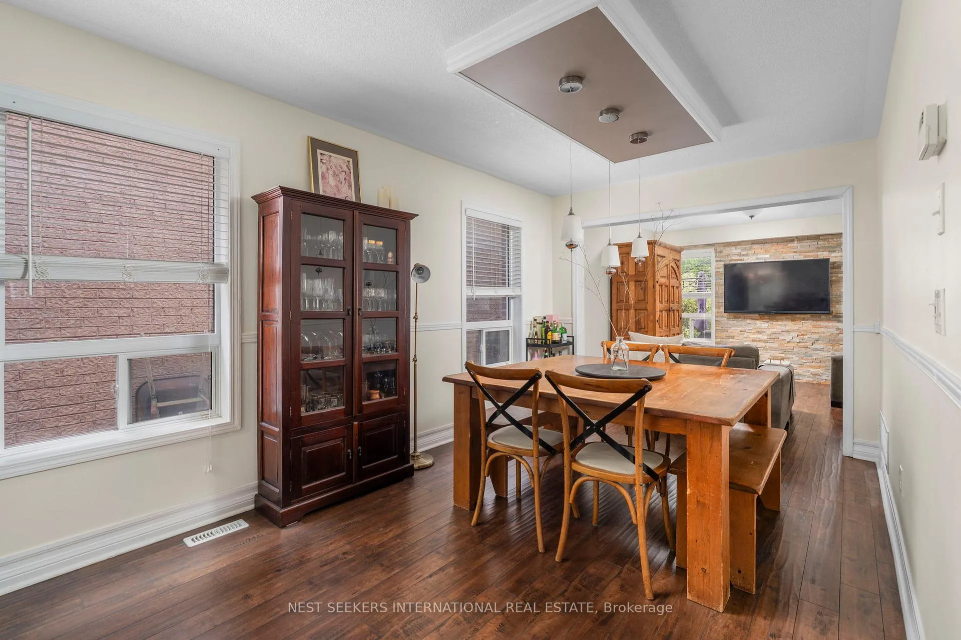 Photo 6 of 219 Cedargrove Road, Caledon, Bolton West — HOMEH