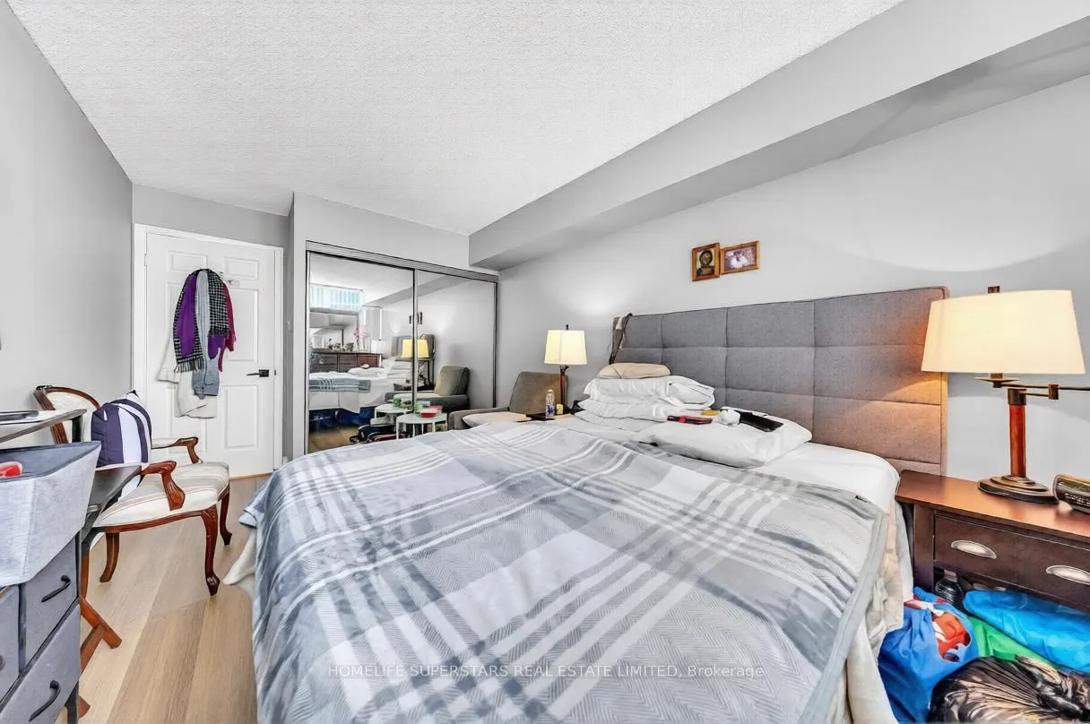 Photo 8 of Unit 907, 24 Hanover Road, Brampton, Queen Street Corridor — HOMEH