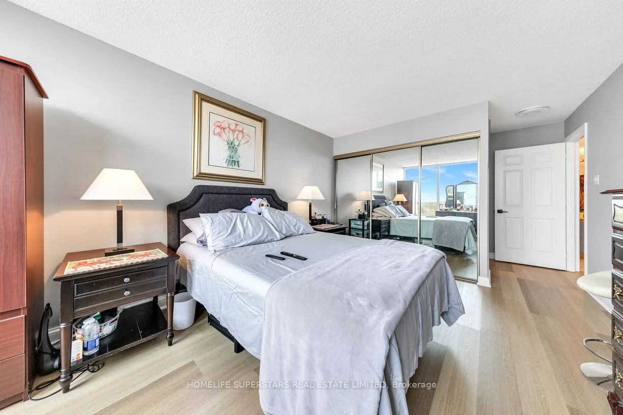Photo 10 of Unit 907, 24 Hanover Road, Brampton, Queen Street Corridor — HOMEH