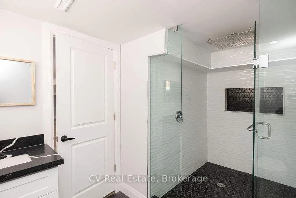 Photo 7 of Unit Basement Unit, 35 Carousel Avenue, Hamilton, Bruleville — HOMEH
