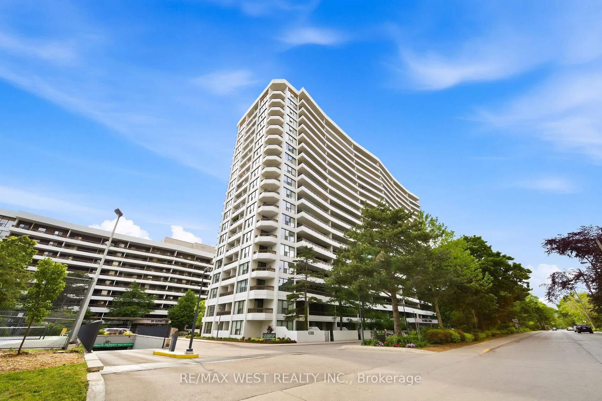 Photo 1 of Unit 1509, 100 Quebec Avenue, Toronto, High Park North — HOMEH