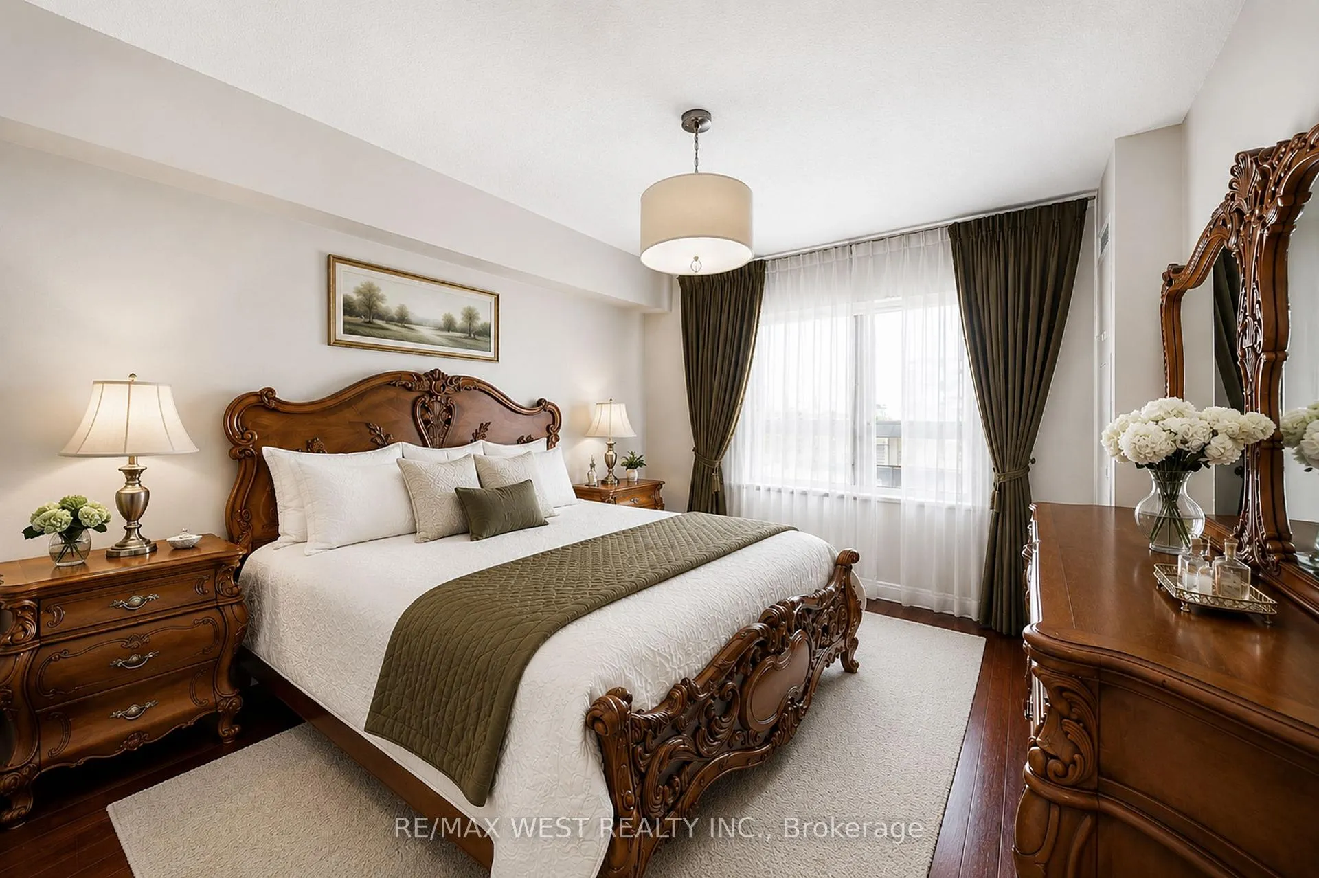 Photo 6 of Unit 1509, 100 Quebec Avenue, Toronto, High Park North — HOMEH