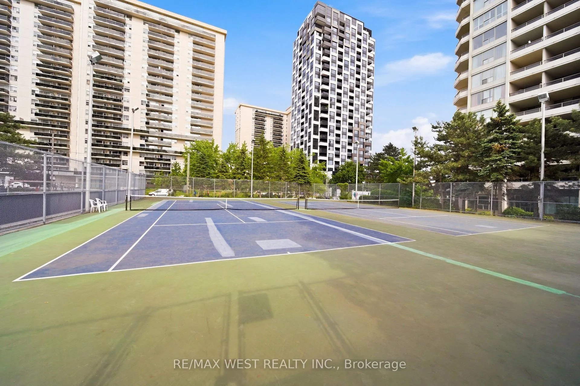 Photo 14 of Unit 1509, 100 Quebec Avenue, Toronto, High Park North — HOMEH