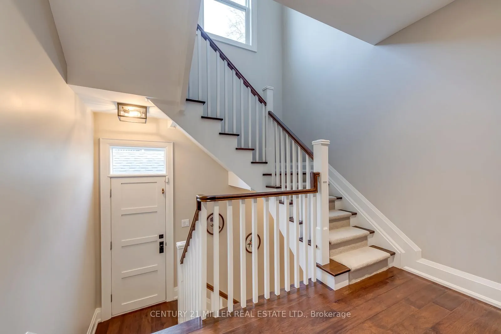 Photo 32 of 75 Charles Street, Halton Hills, Georgetown — HOMEH