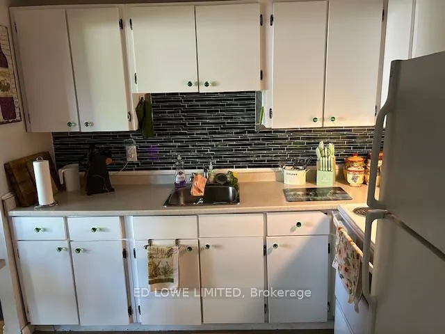 Photo 3 of Unit 203, 250 Morrison Street, Bracebridge, Macaulay — HOMEH