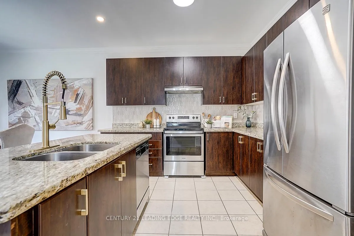 Photo 14 of 22 Pelister Drive, Markham, Greensborough — HOMEH