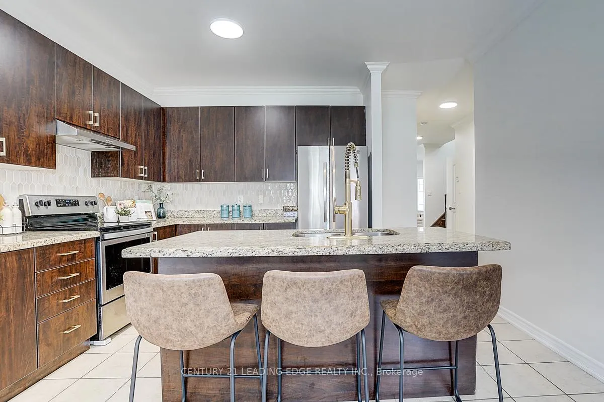 Photo 17 of 22 Pelister Drive, Markham, Greensborough — HOMEH