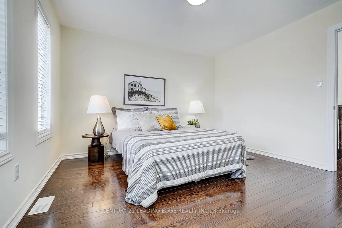 Photo 32 of 22 Pelister Drive, Markham, Greensborough — HOMEH