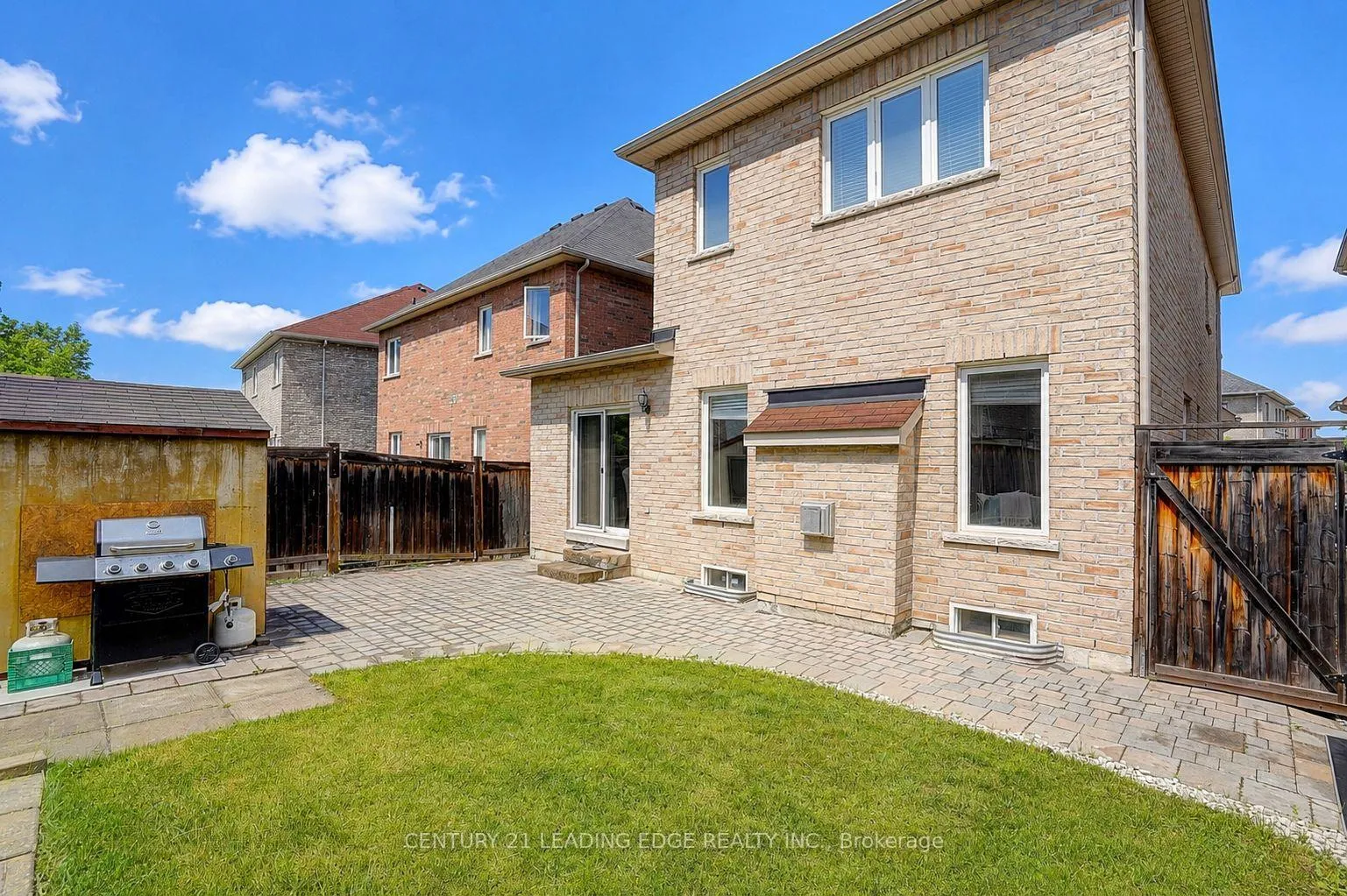 Photo 43 of 22 Pelister Drive, Markham, Greensborough — HOMEH