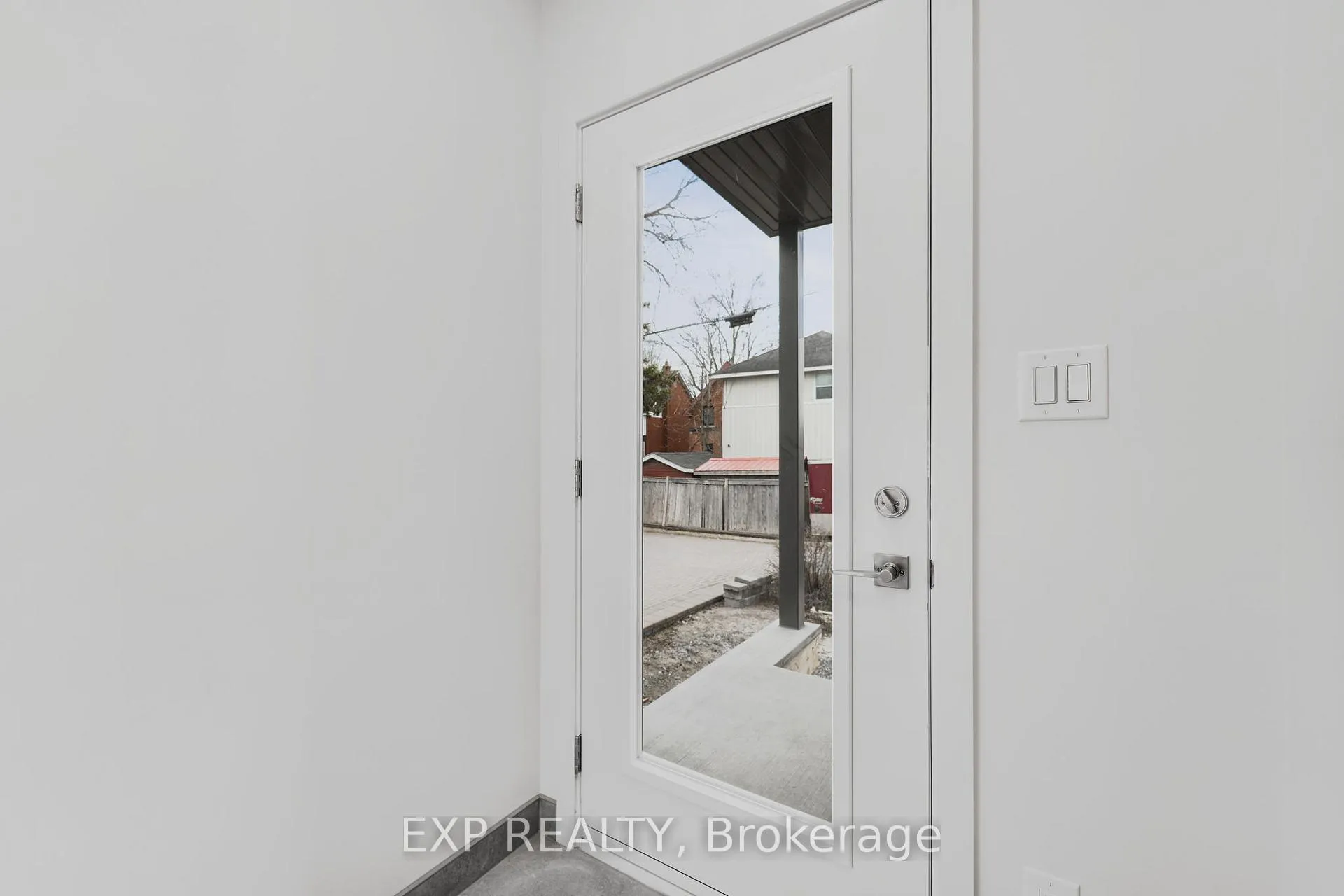 Photo 3 of Unit B, 1650 Scott Street, Ottawa, Ottawa West — HOMEH