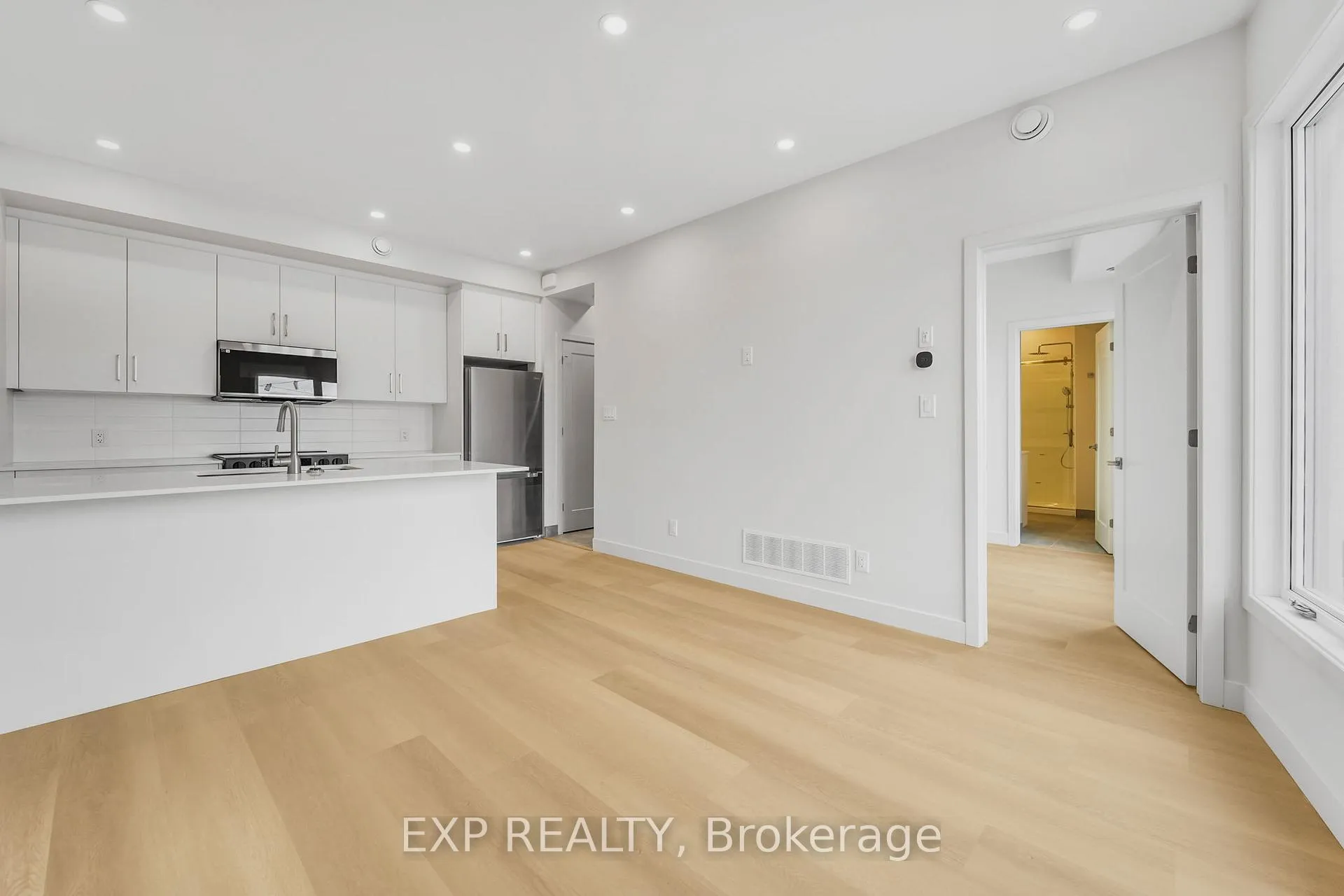 Photo 5 of Unit B, 1650 Scott Street, Ottawa, Ottawa West — HOMEH
