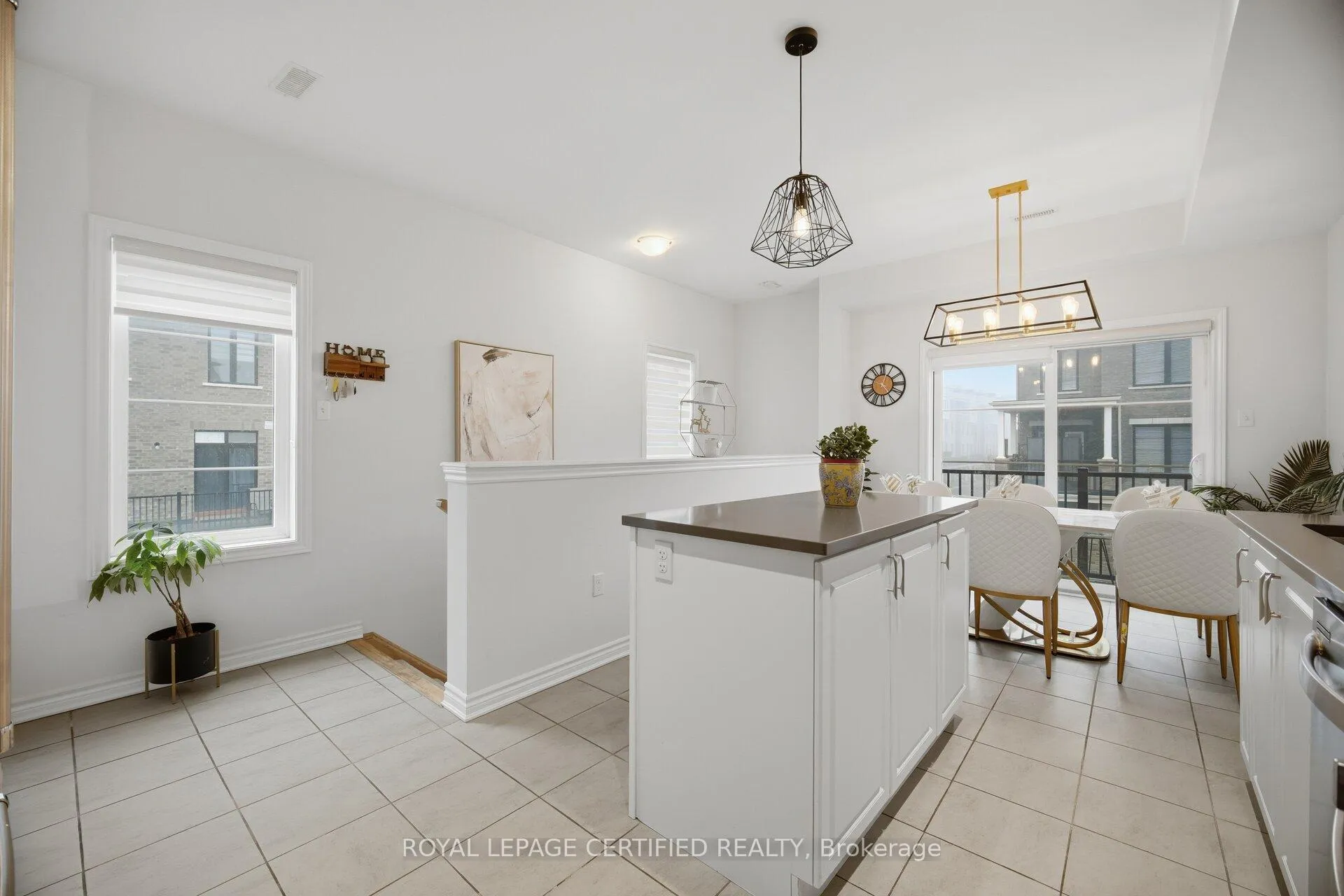Photo 12 of Unit 22, 383 Dundas Street E, Hamilton, Waterdown — HOMEH