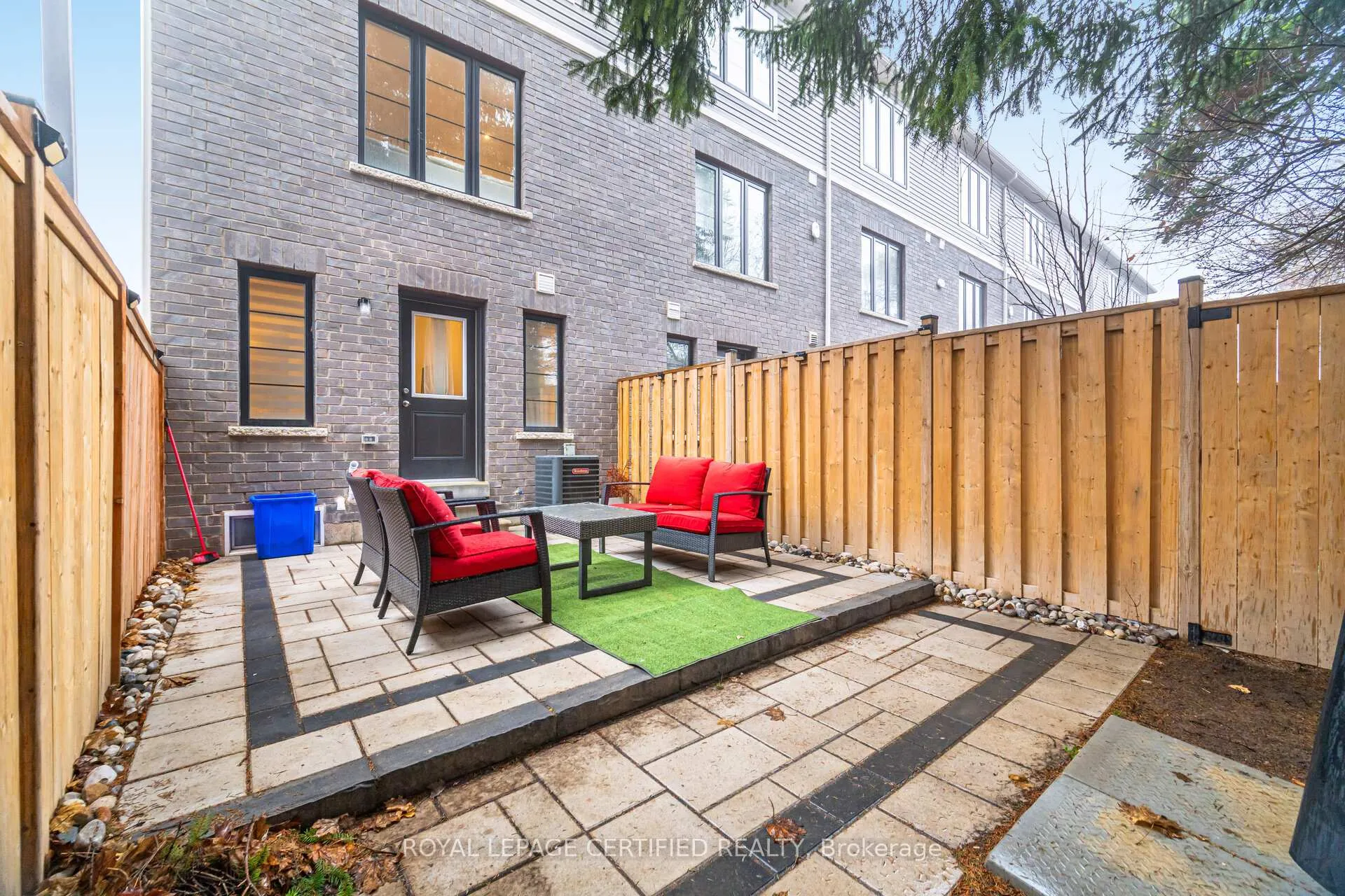 Photo 36 of Unit 22, 383 Dundas Street E, Hamilton, Waterdown — HOMEH