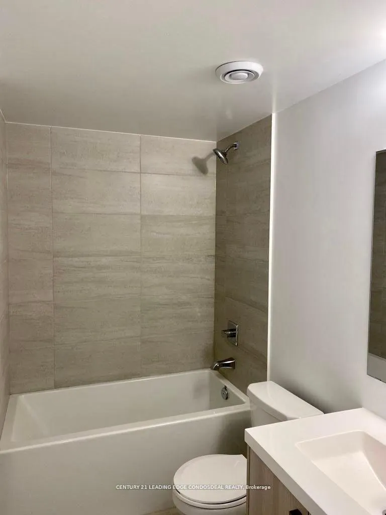 Photo 5 of Unit 706, 77 Mutual Street, Toronto, Church-Yonge Corridor — HOMEH