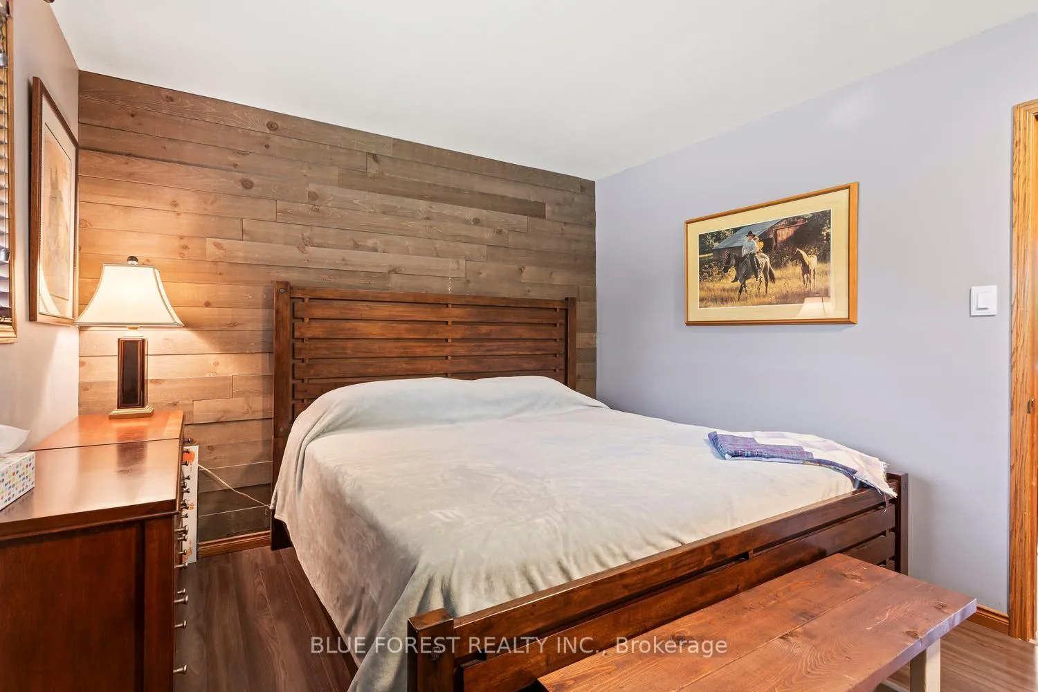 Photo 18 of 183 Queen Street, North Middlesex, Ailsa Craig — HOMEH