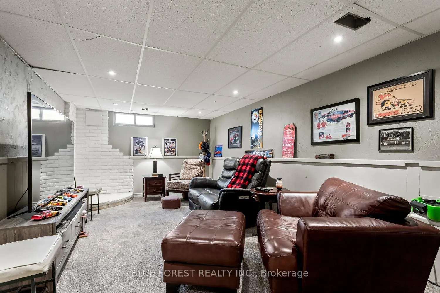 Photo 26 of 183 Queen Street, North Middlesex, Ailsa Craig — HOMEH