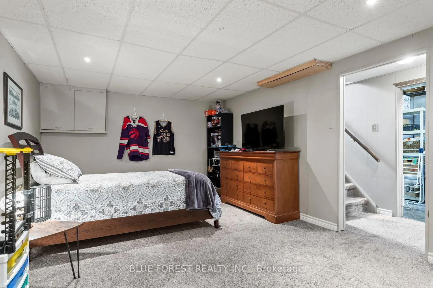 Photo 30 of 183 Queen Street, North Middlesex, Ailsa Craig — HOMEH