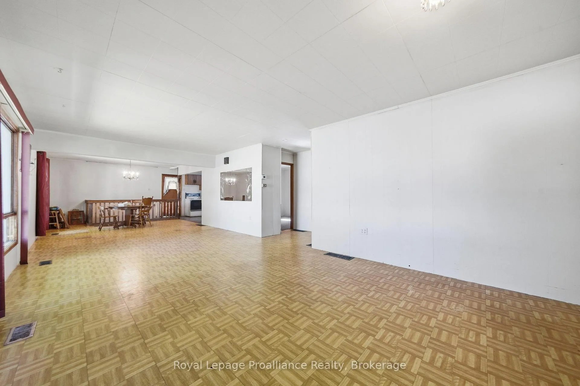Photo 12 of 12310 Highway 41, Addington Highlands — HOMEH