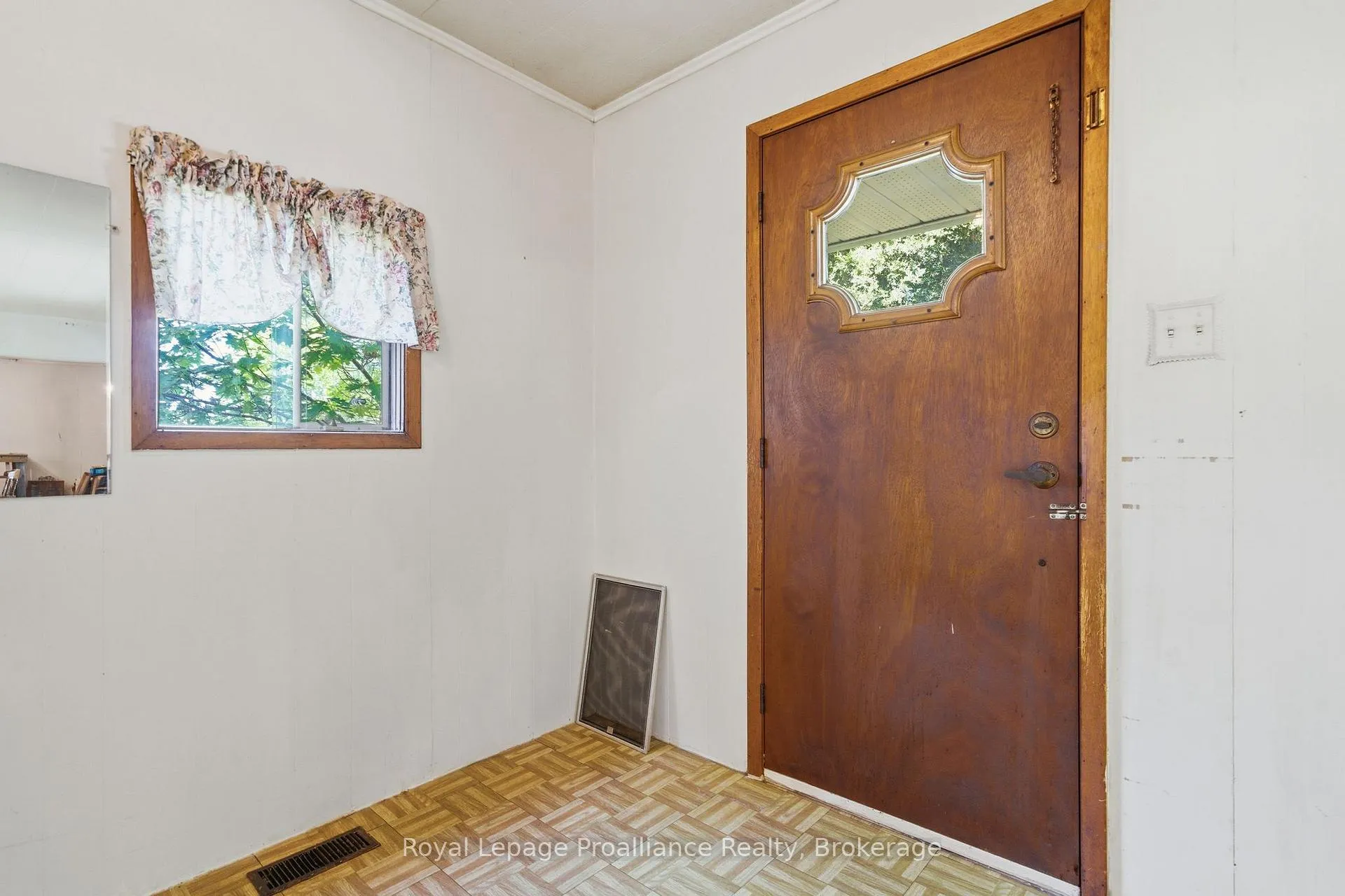 Photo 13 of 12310 Highway 41, Addington Highlands — HOMEH