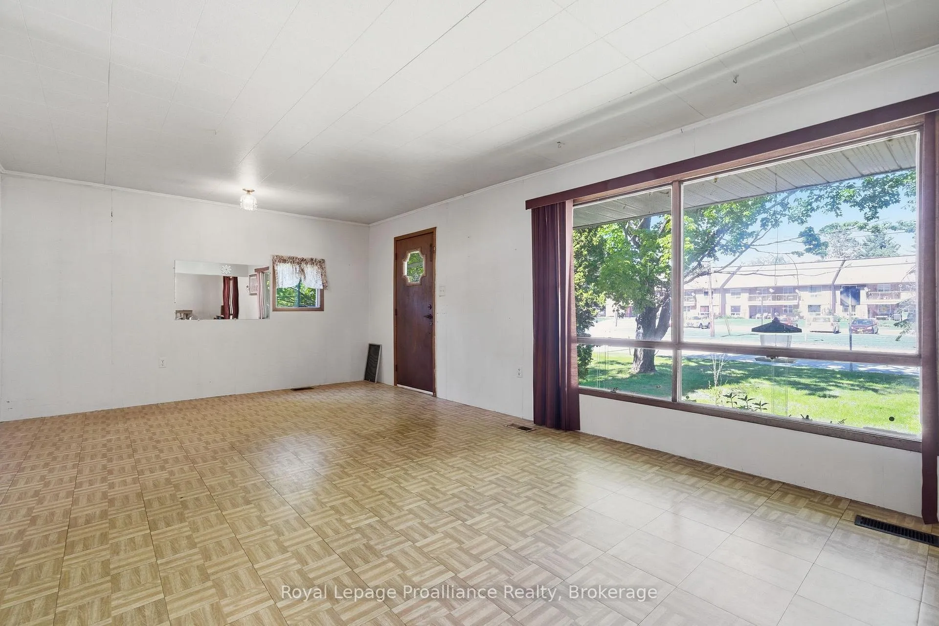 Photo 15 of 12310 Highway 41, Addington Highlands — HOMEH