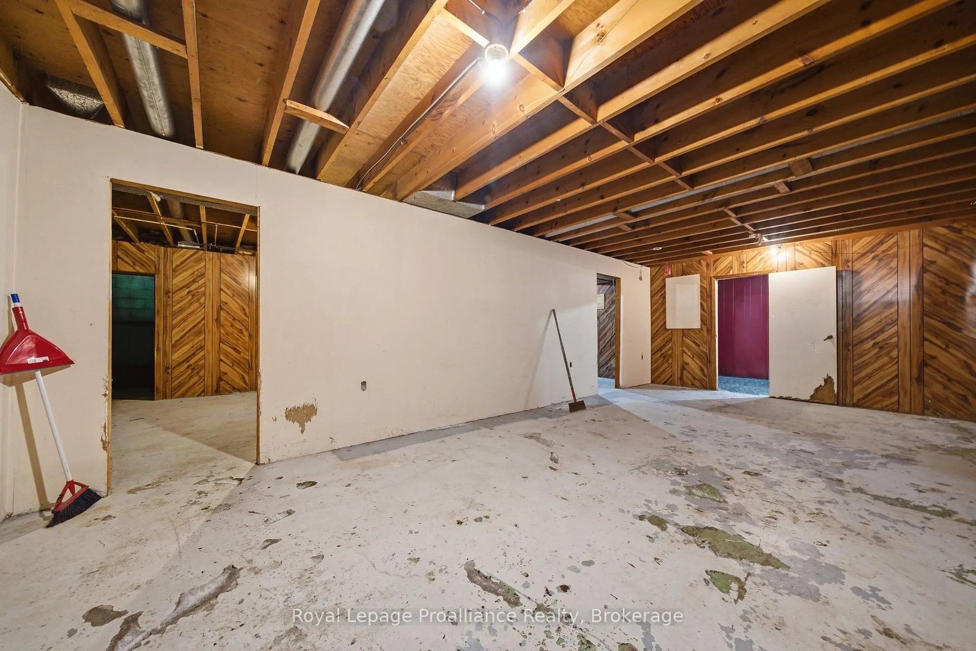 Photo 26 of 12310 Highway 41, Addington Highlands — HOMEH